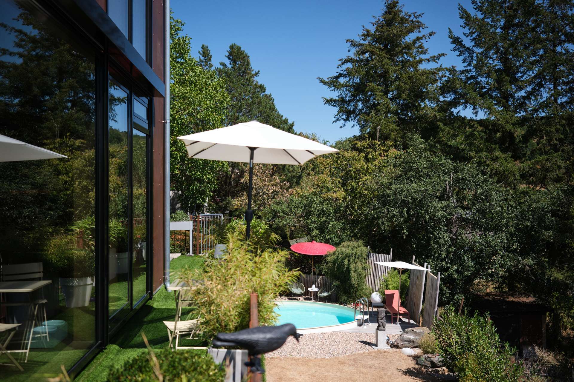 Provisionsfrei klare Architektur mit Weitblick