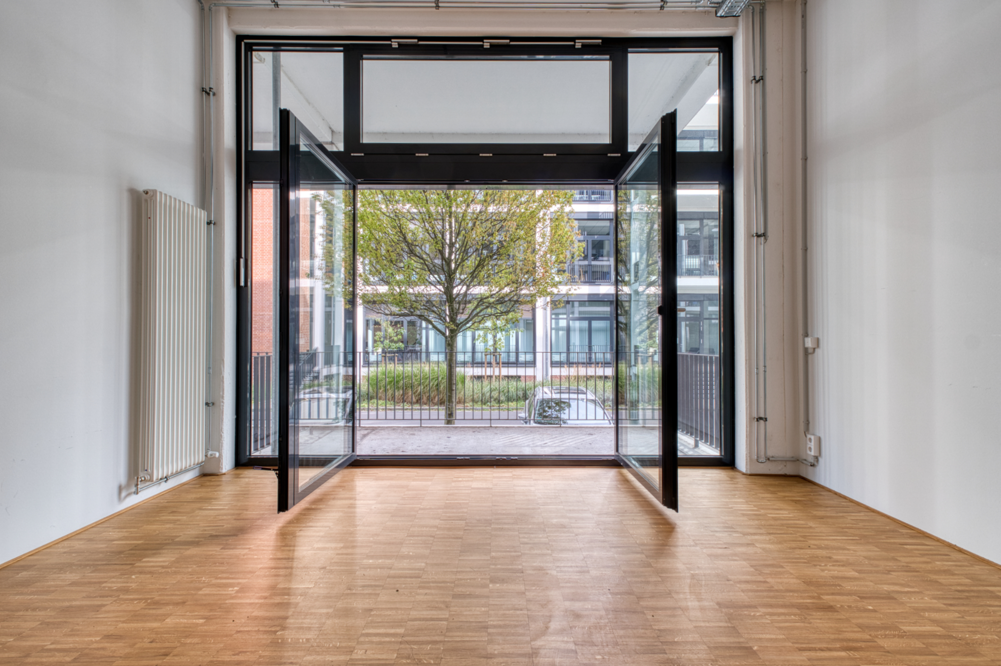 Provisionsfrei: Kompakte Gewerbefläche im Loft-Stil mit Terrasse und Stellplatz im Tabakquartier