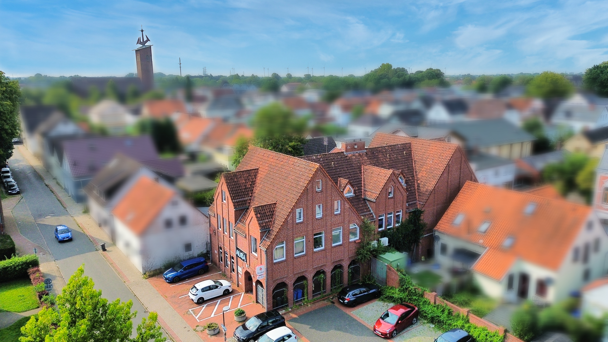 Attraktive Kapitalanlage: Vielseitiges Wohn- und Geschäftshaus in bester Lage