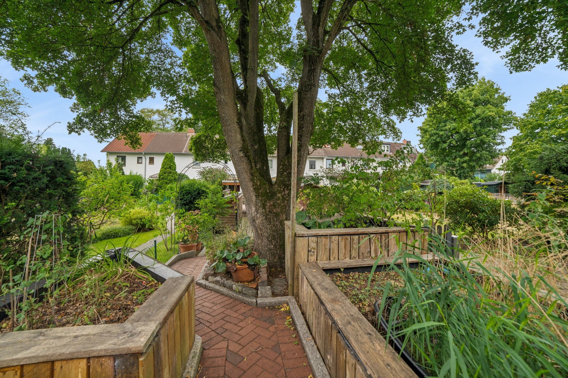 Garten mit Terrasse
