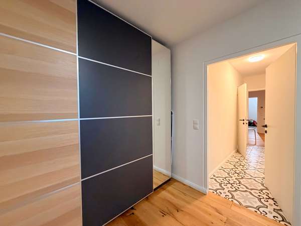 Stauraum im weiteren Zimmer