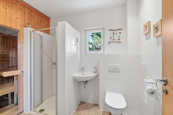 Badezimmer EG