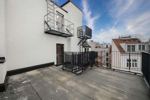 Terrasse der Referenzwohnung – nicht Teil dieses Angebots