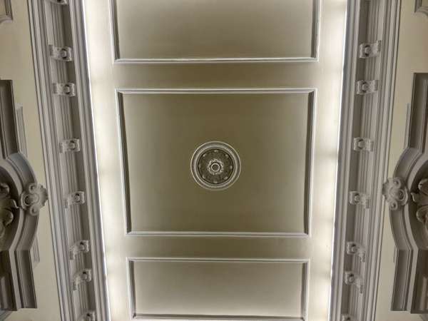 Deckendetail