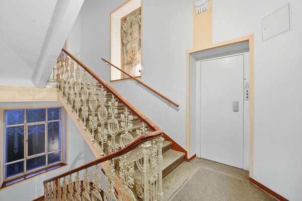 Stiegenhaus_4