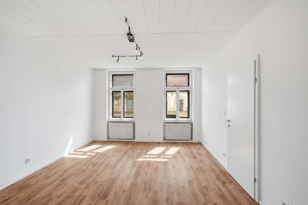 Referenzaufnahme einer anderen Wohnung im Haus – 1