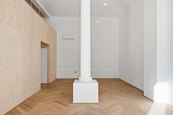 Wohnungsbeispiel – Raum mit Galerie