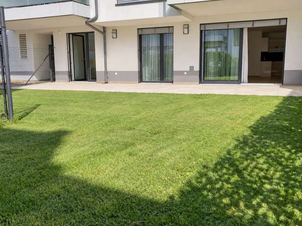 Garten und Terrasse – KI-bearbeitet
