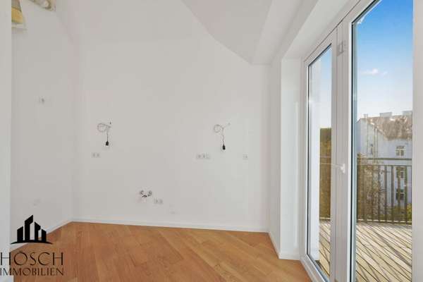 Zimmer mit Balkon