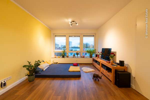 Günther-Hafemann-Straße 1 – 1216