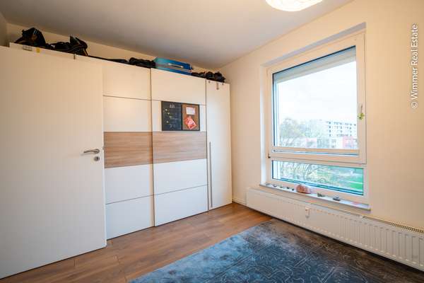 Günther-Hafemann-Straße 1 – 1216