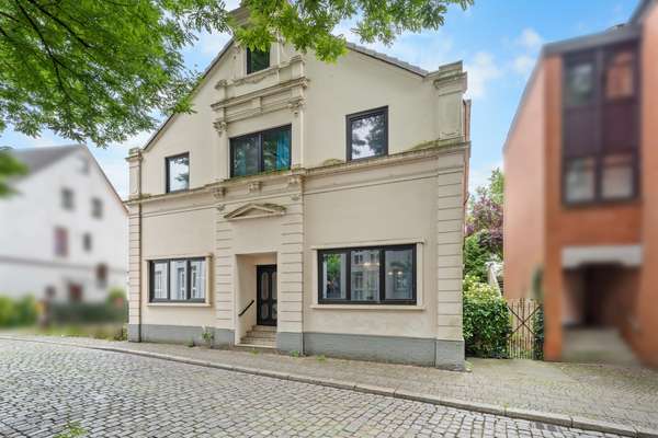 Alte Hafenstraße 43 – 1301