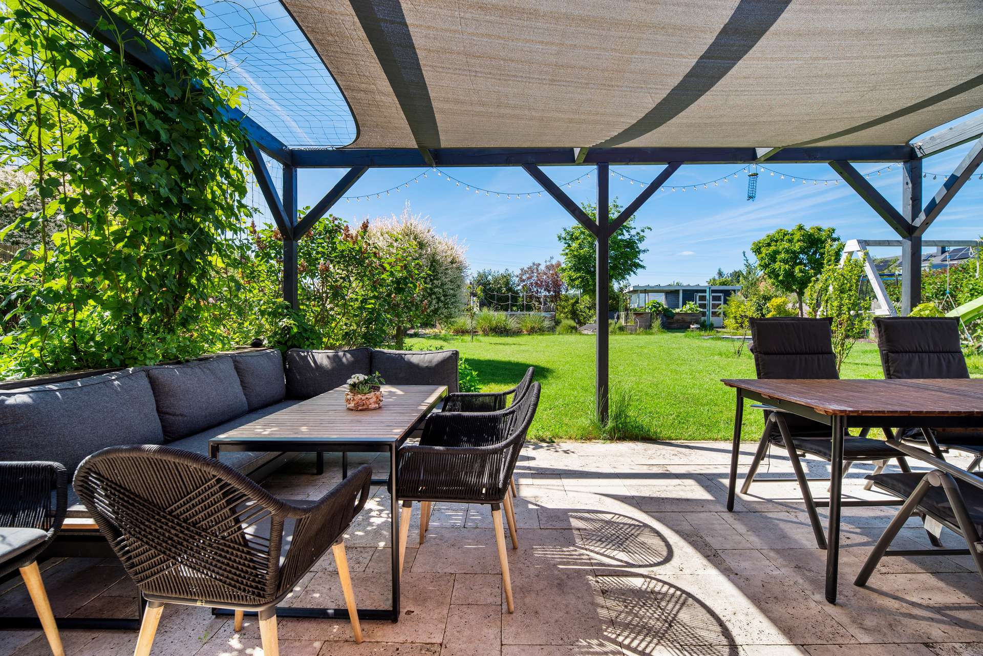 Sonnige Terrasse