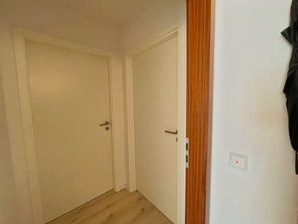 Flur Zimmer 3 & 4 – Bild 7