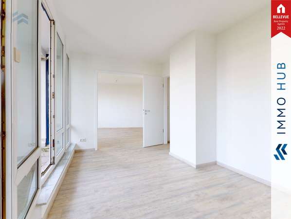 Küche mit Blick zum Wohnzimmer – Bild 5
