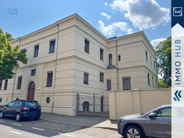 Hausansicht + Zufahrt – Bild 3