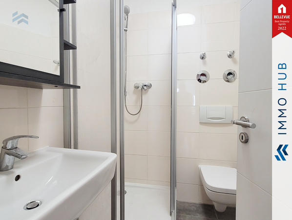 Bad mit Dusche – Bild 5