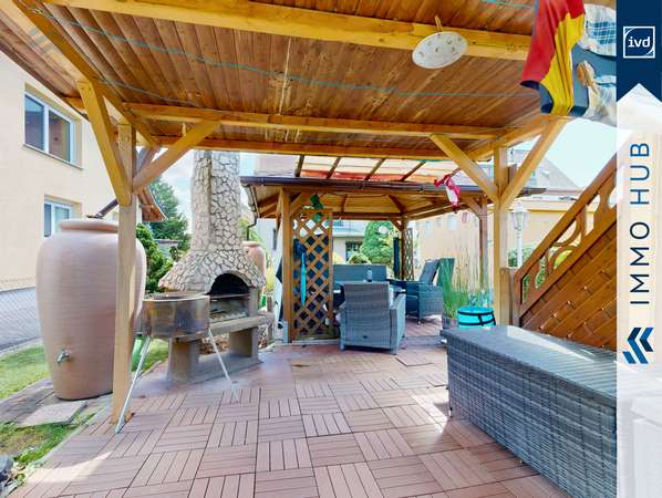 Terrasse mit Grill und Feuerschale – Bild 3
