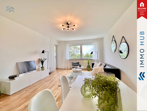 Wohnzimmer mit Balkonzugang 1_2 – Bild 1