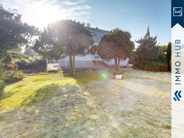 Blick von Garage zum Haus – Bild 7