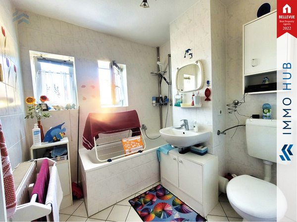 Bad mit Fenster – Bild 7