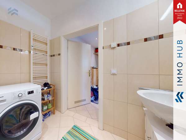 Bad mit Wanne – Bild 5