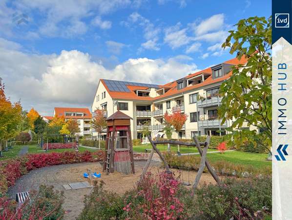 Spielplatz und Innenhof – Bild 1