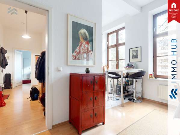 Wohnzimmer mit offener Küche – Bild 5