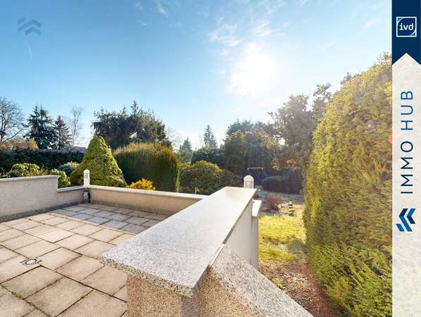 Blick von Terrasse in den Garten – Bild 6