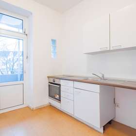 Bild 7 von 11: Küche, Kapitalanlage oder neues Zuhause? Charmante Altbauwohnung im Zentrum Kiels, aktuell leerstehend