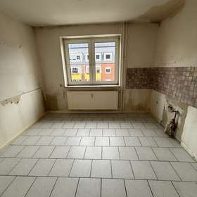 Bild 4 von 8: Küche, Sanierungsbedürftige Kapitalanlage in Kiel-Wik