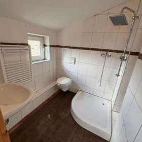 Bild 8 von 24: Badezimmer, Einfamilienhaus in traumhafter Feldrandlage auf 1.317 m² Grundstück!