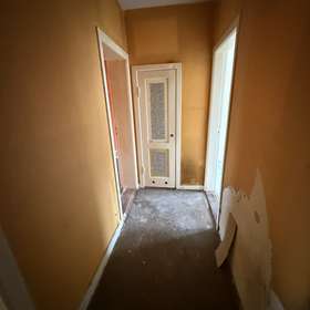 Bild 5 von 8: Flur, Sanierungsbedürftige Kapitalanlage in Kiel-Wik