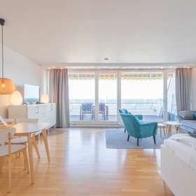 Bild 4 von 14: Wohnbereich, Meerblick aus erster Reihe- Traumwohnung direkt an der Ostsee in Kiel-Schilksee