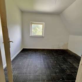 Bild 15 von 25: Zimmer 2 OG, (Kiel -) Hammer Doppelhaushälfte sucht charmanten Handwerker