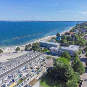 Bild 3 von 14: Ansicht Strand, Meerblick aus erster Reihe- Traumwohnung direkt an der Ostsee in Kiel-Schilksee
