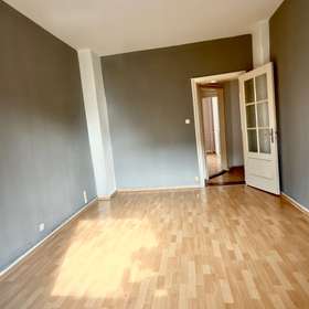 Bild 10 von 12: Zimmer 1, Leerstehende Altbauwohnung inmitten von Kiel!