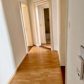 Bild 8 von 12: Flur, Leerstehende Altbauwohnung inmitten von Kiel!