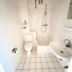 Bild 6 von 7: Badezimmer, Angebot am Holsteinstadion! 2 Zimmer Wohnung in der Wik