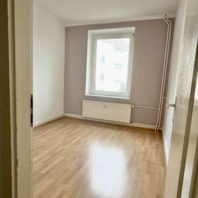 Bild 13 von 17: Zimmer 1 Wohnung 2, Zwei Wohnungen im Paket – Flexible Kapitalanlage mit Entwicklungspotenzial im Herzen von Kiel