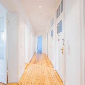 Bild 2 von 12: Flur, 4-Zimmer, 2 Balkone, 1 Zuhause - bezugsfertige Eigentumswohnung in Kiel-Wik