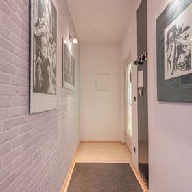 Bild 17 von 21: Eingangsflur, Ihr neuer Wohntraum in Kiel-Hassee – Großzügige 3-Zimmer-Wohnung mit Stellplatz und Aufzug
