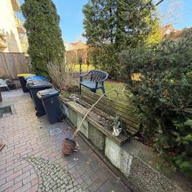 Bild 4 von 17: Garten, 4-Zimmer-Wohnung mit Entwicklungsperspektive sucht Handwerker