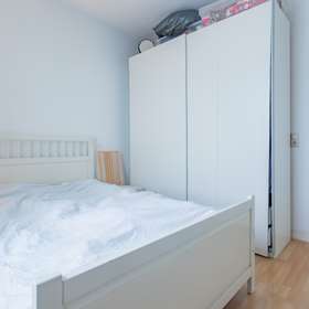 Bild 8 von 11: Schlafzimmer, Wenn du über Los kommst, sollte diese Immobilie deine Erste sein!