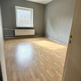 Bild 15 von 17: Zimmer 2 Wohnung 2, Zwei Wohnungen im Paket – Flexible Kapitalanlage mit Entwicklungspotenzial im Herzen von Kiel