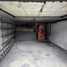 18315 Garage