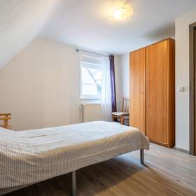 18295 Schlafzimmer