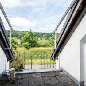 18275 Loggia
