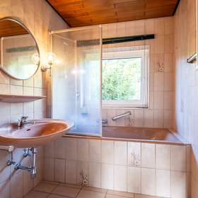 18326 Badezimmer Nebenhaus