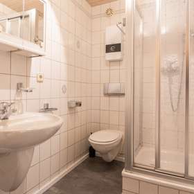 18255 Badezimmer